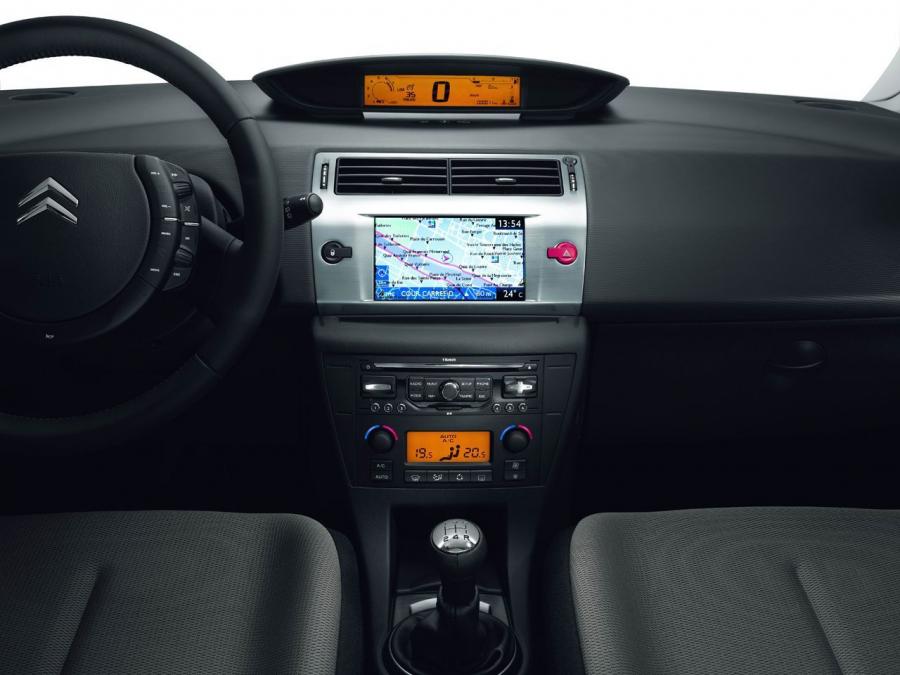  Citroen C4 Coupe 2004 года  (фото 14 из 16)